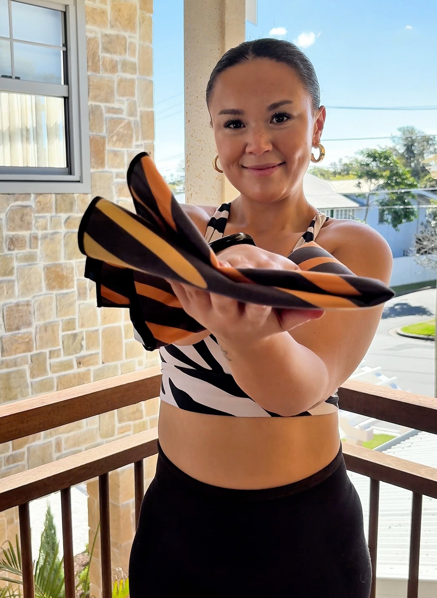 Savage Stripes Gym Towel - 45 x 95 cm